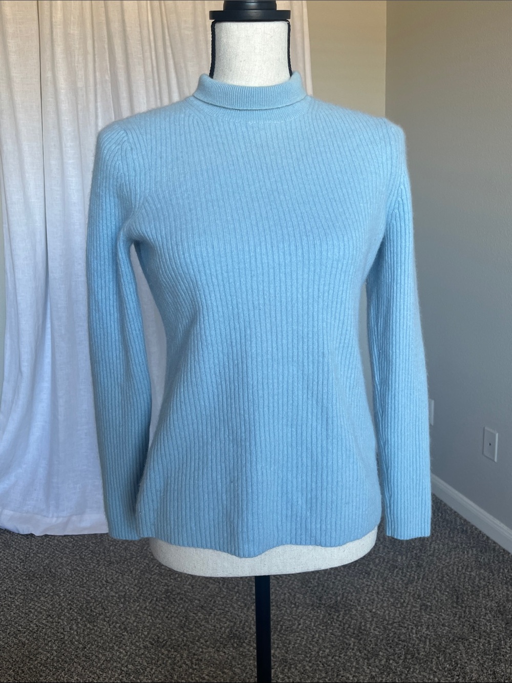 Alex Marie 100% Cashmere Ribbed Turtleneck Long Sleeve Sweater Baby Blue Size L